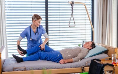 How the Right Hospital Bed Can Help Surgery Rehab Patients